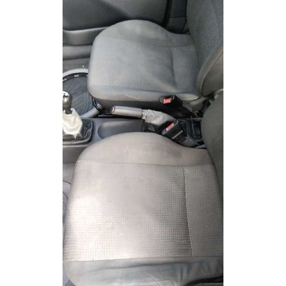 opel corsa c del año 2002