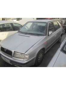 skoda felicia berlina ( 791) del año 1999