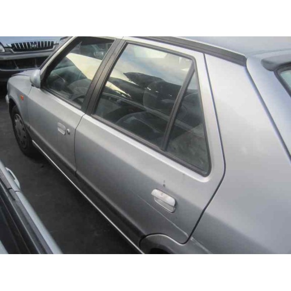 skoda felicia berlina ( 791) del año 1999