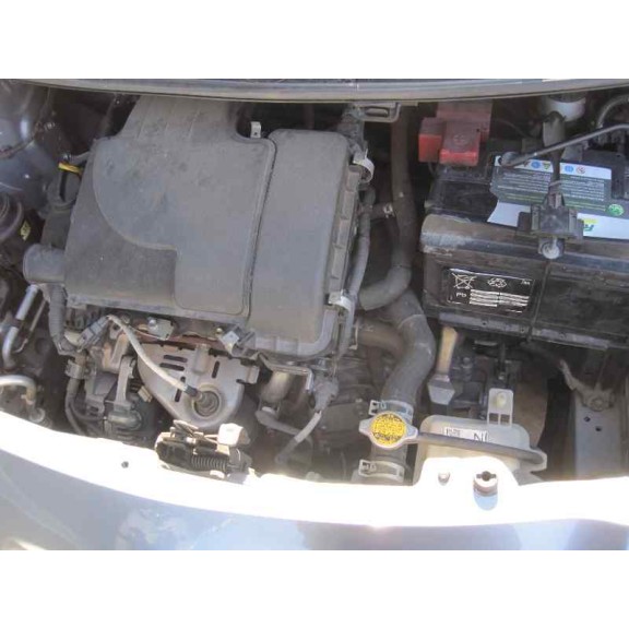 toyota yaris del año 2010