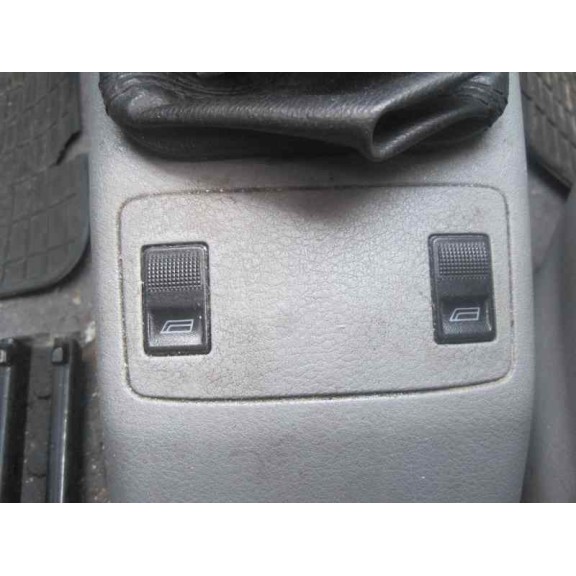 skoda felicia berlina ( 791) del año 1999