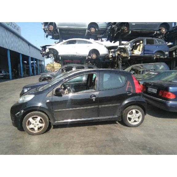 peugeot 107 del año 2009