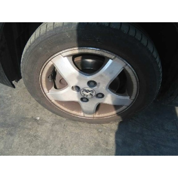 peugeot 107 del año 2009