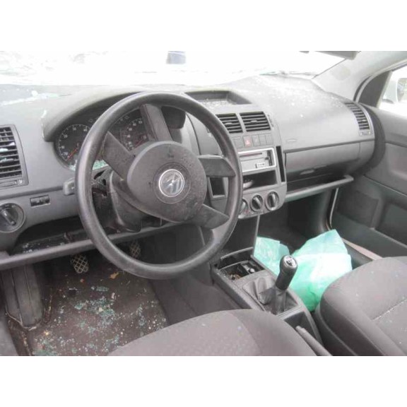 volkswagen polo (9n1) del año 2004