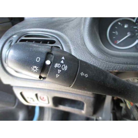 peugeot 206 berlina del año 2006