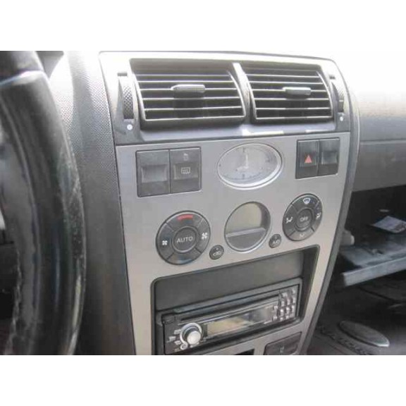 ford mondeo berlina (ge) del año 2001