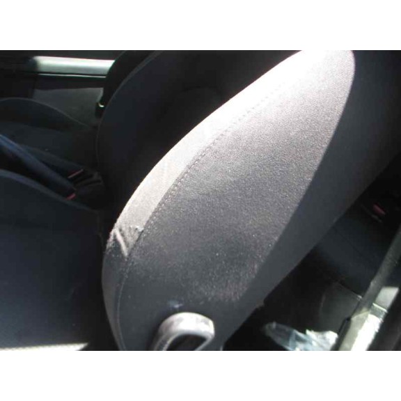 peugeot 206 berlina del año 2006