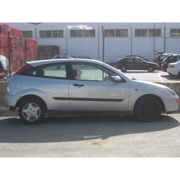 ford focus berlina (cak) del año 1998