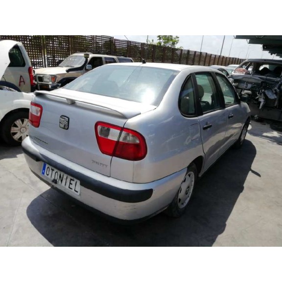 seat cordoba berlina (6k2) del año 1999
