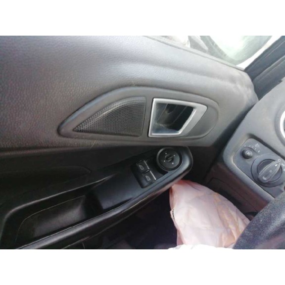 ford fiesta (ccn) del año 2016