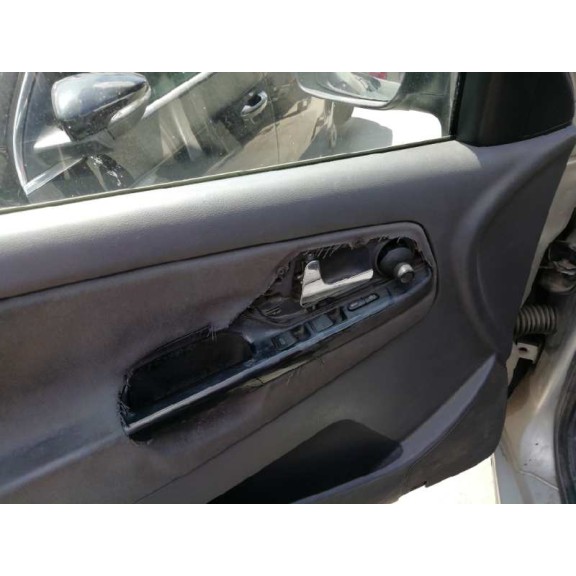 seat cordoba berlina (6k2) del año 1999