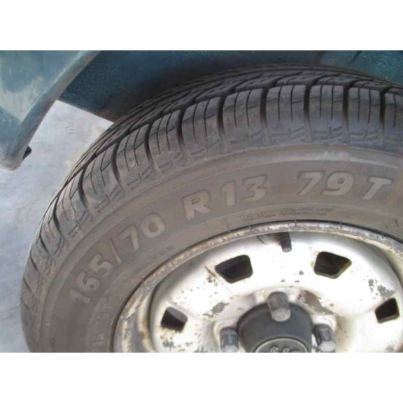 peugeot 205 berlina del año 1995