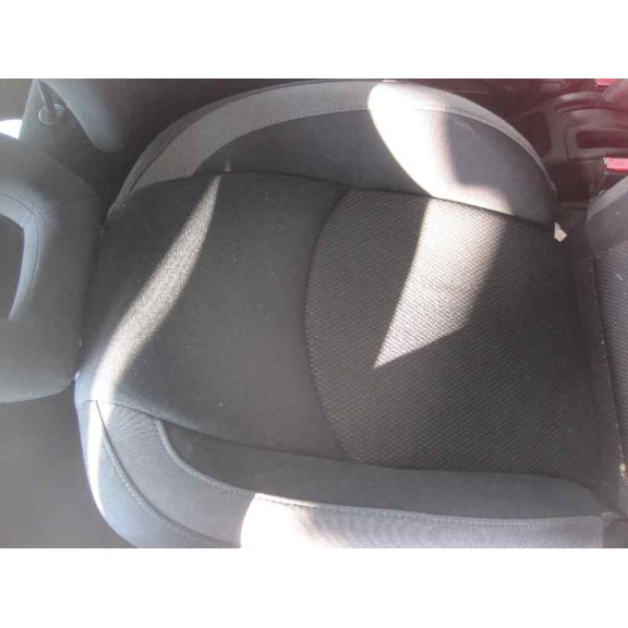 peugeot 206 berlina del año 2006