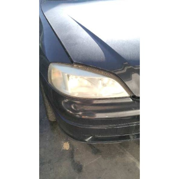 opel astra g berlina del año 2004