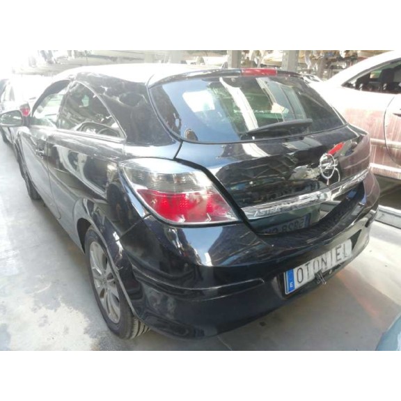 opel astra gtc del año 2011