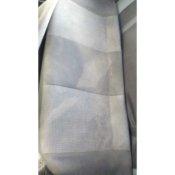 opel astra g berlina del año 2004