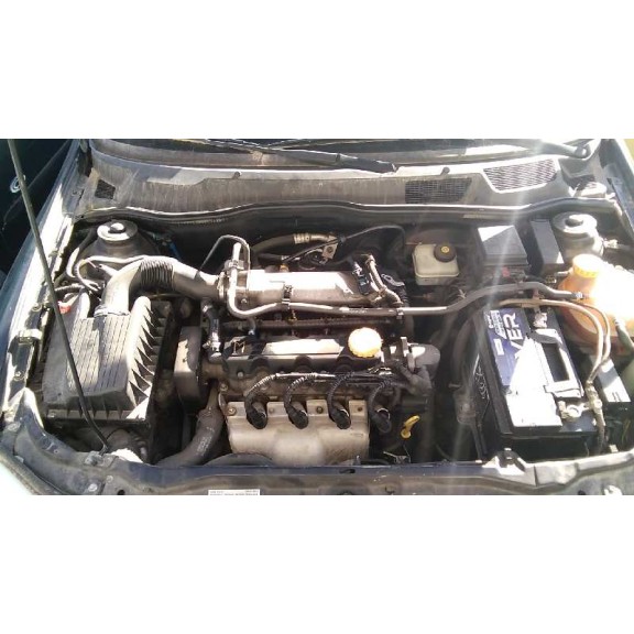 opel astra g berlina del año 2004