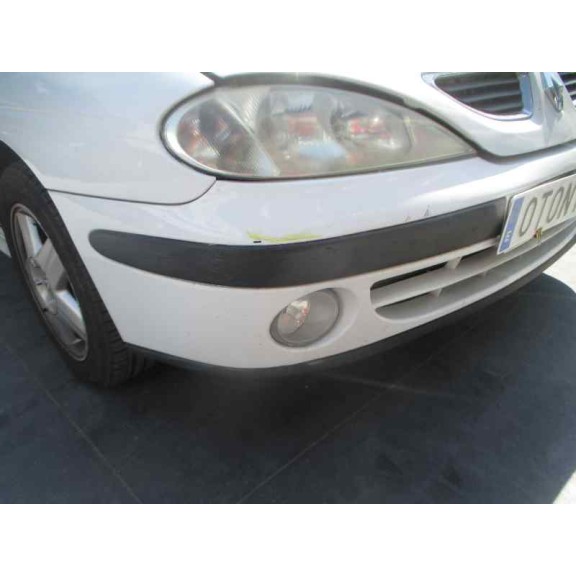 renault megane i fase 2 berlina (ba0) del año 2001