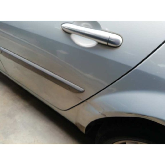 renault megane ii berlina 5p del año 2004