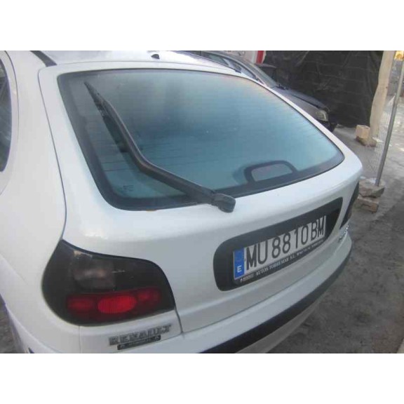 renault megane i berlina hatchback (ba0) del año 1996