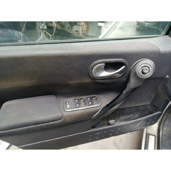 renault megane ii berlina 5p del año 2004