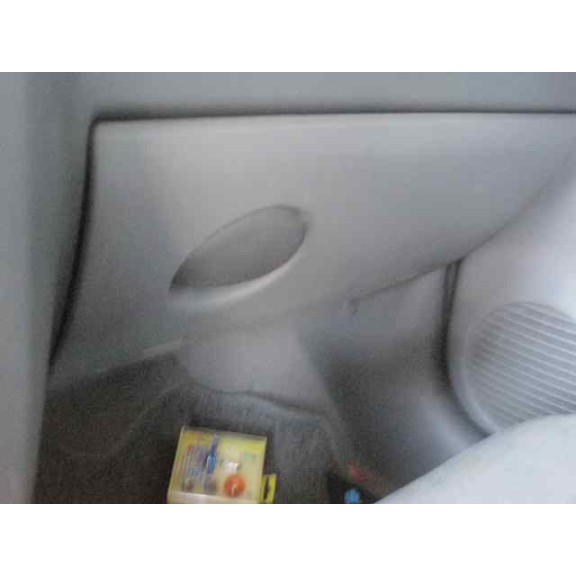 opel corsa c del año 2001