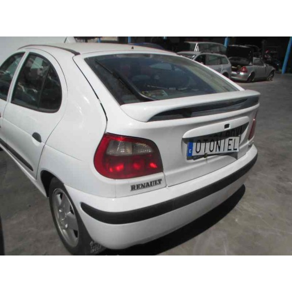 renault megane i fase 2 berlina (ba0) del año 2001
