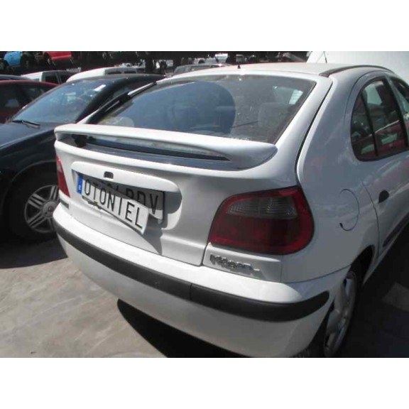 renault megane i fase 2 berlina (ba0) del año 2001