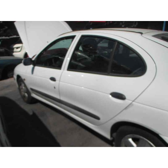 renault megane i fase 2 berlina (ba0) del año 2001