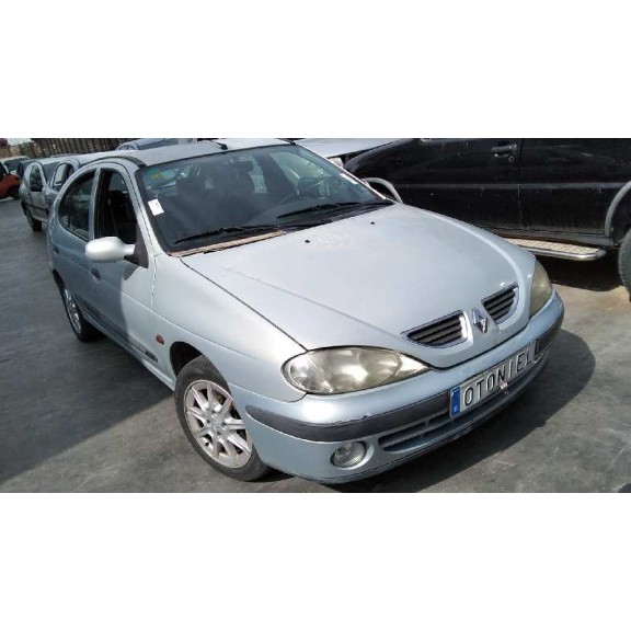 renault megane i fase 2 berlina (ba0) del año 2000