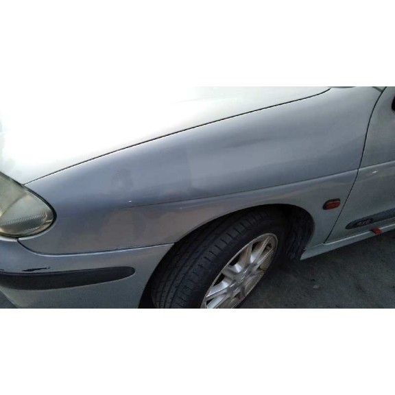 renault megane i fase 2 berlina (ba0) del año 2000