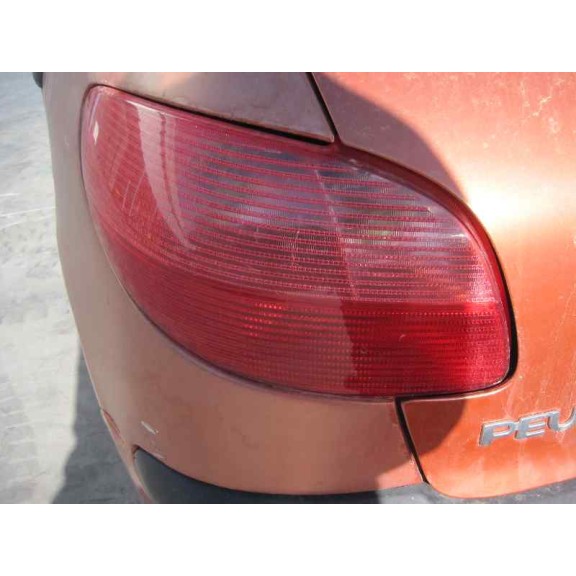 peugeot 206 berlina del año 2001