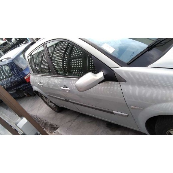 renault megane ii berlina 5p del año 2004