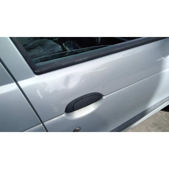 renault megane i fase 2 berlina (ba0) del año 2000