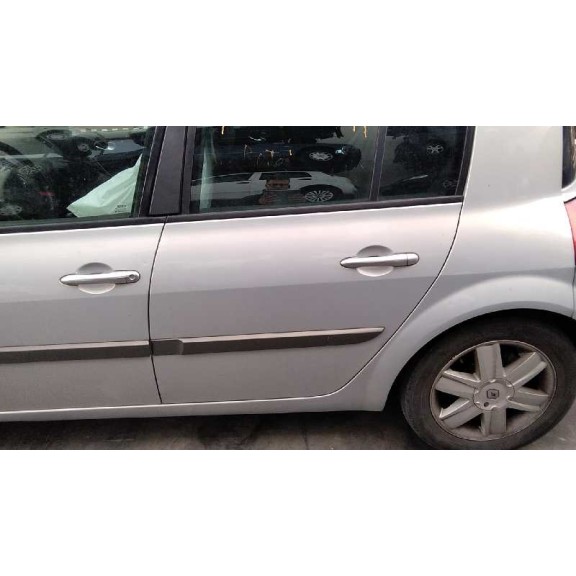 renault megane ii berlina 5p del año 2004