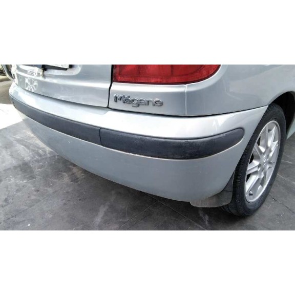 renault megane i fase 2 berlina (ba0) del año 2000