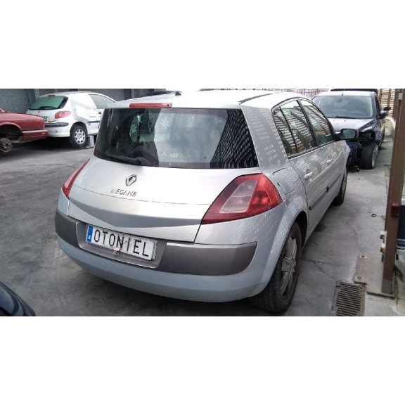 renault megane ii berlina 5p del año 2004