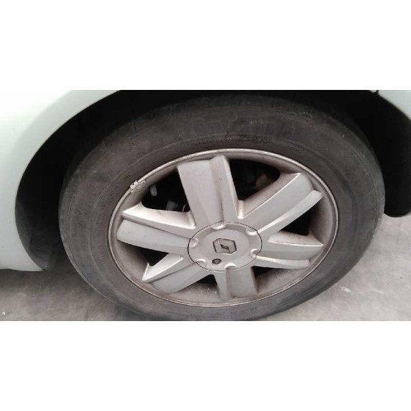 renault megane ii berlina 5p del año 2004