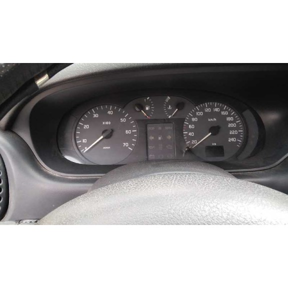 renault megane i fase 2 berlina (ba0) del año 2000