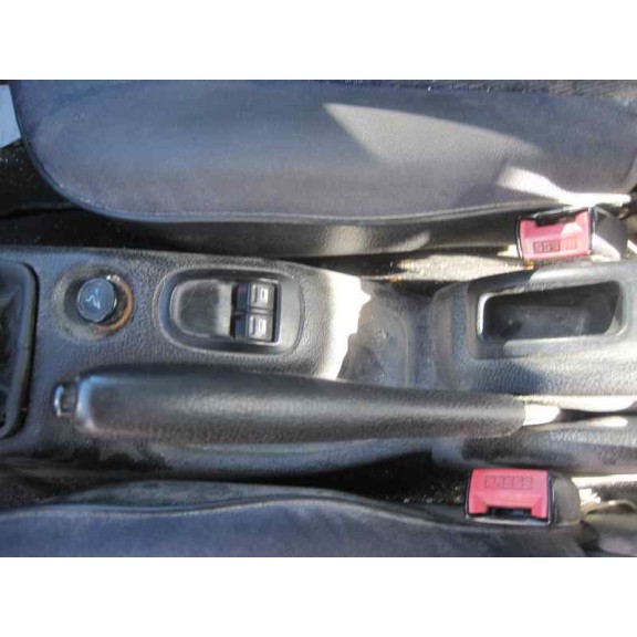 peugeot 206 berlina del año 2001