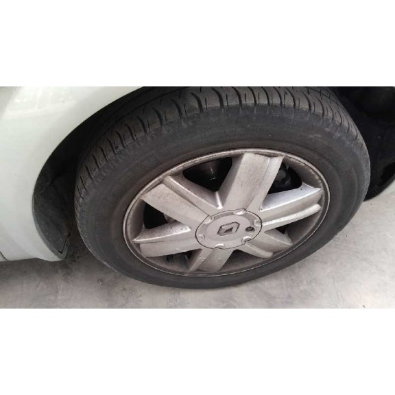 renault megane ii berlina 5p del año 2004