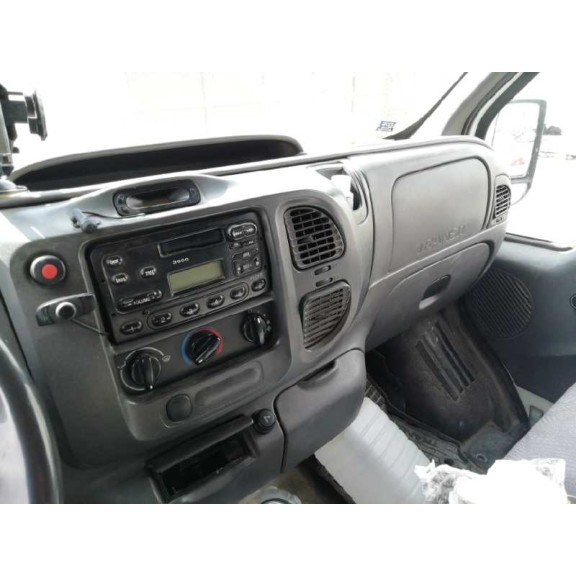 ford transit caja cerrada, corta (fy) (2000 =>) del año 2001