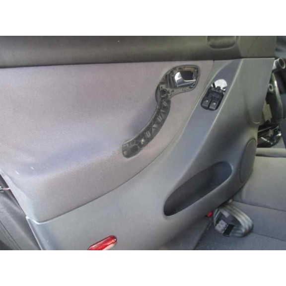 seat toledo (1m2) del año 2001