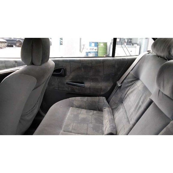 renault megane i fase 2 berlina (ba0) del año 2000