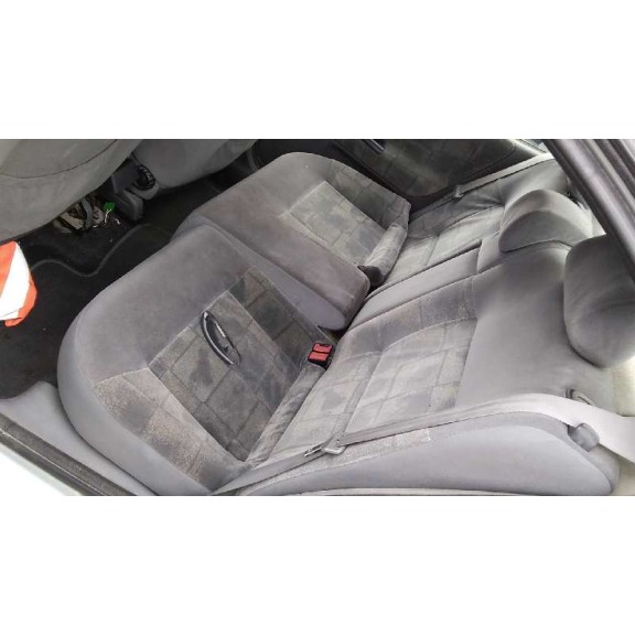 renault megane i fase 2 berlina (ba0) del año 2000