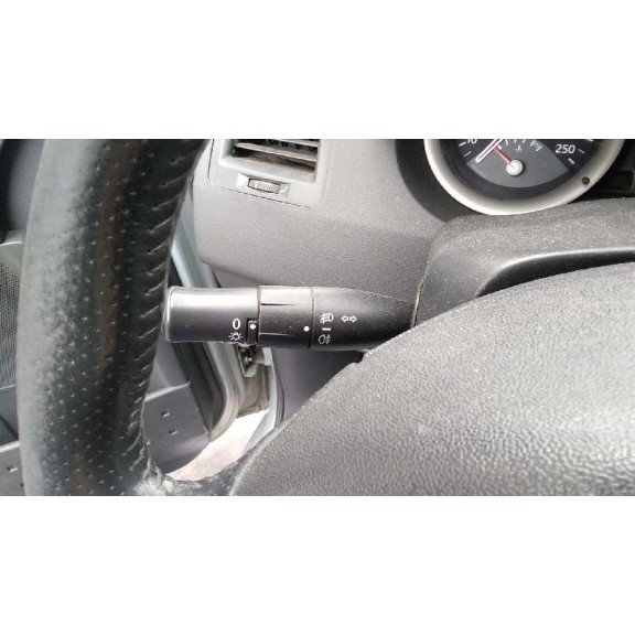 renault megane ii berlina 5p del año 2004