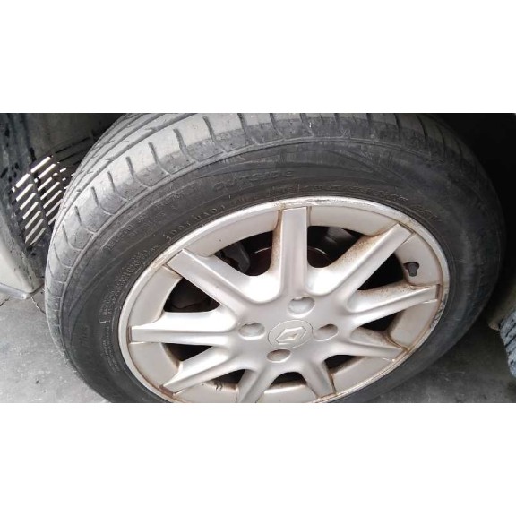 renault megane i fase 2 berlina (ba0) del año 2000