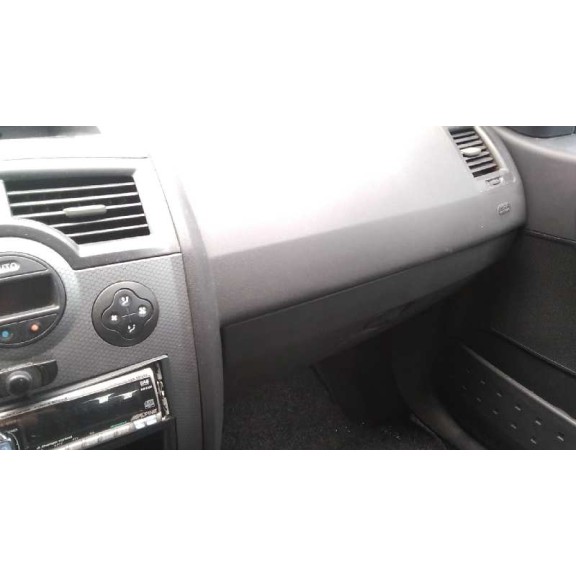 renault megane ii berlina 5p del año 2004