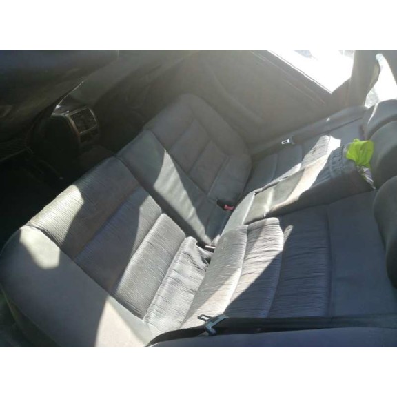 audi a6 berlina (4b2) del año 2000