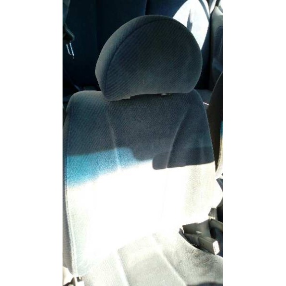 hyundai lantra berlina (rd) del año 2000